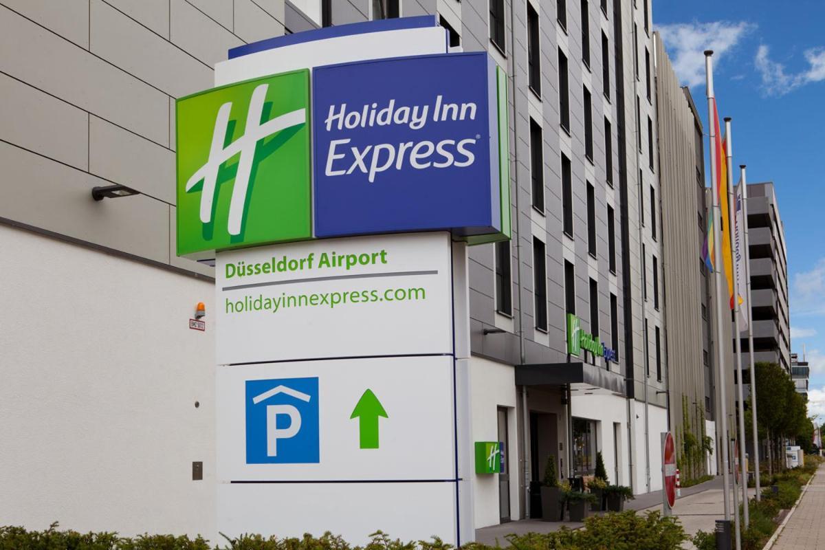 Holiday Inn Express - Dusseldorf Airport Esterno foto